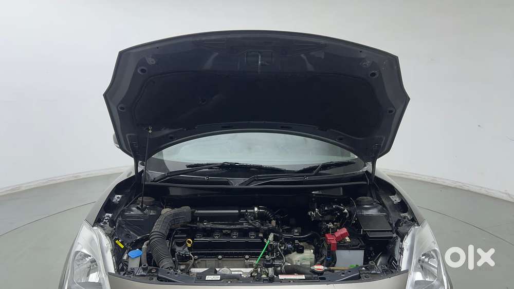 Maruti Suzuki Swift Amt Vvt Vxi, 2022, Petrol