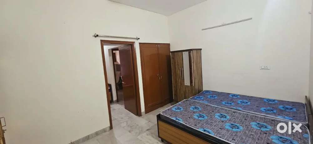 1bhk furnished rent 15k Any partyAzad nagar Kharar Royal pro