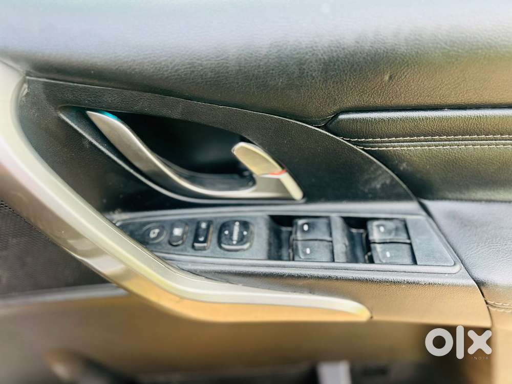 Mahindra Xuv500 W11 Option, 2019, Diesel