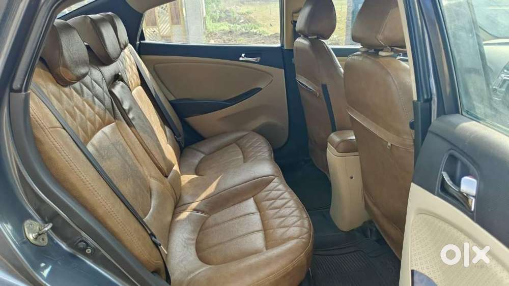 Hyundai Verna Fluidic 1.6 Vtvt Sx Automatic, 2011, Petrol