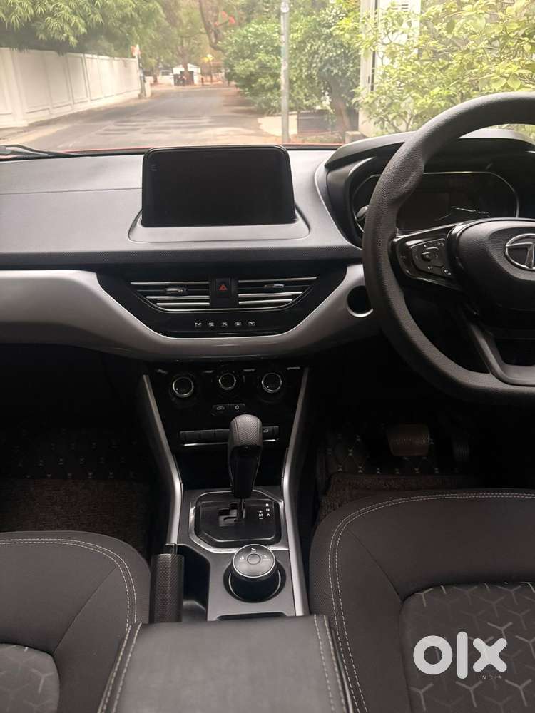 Tata Nexon 1.5 Revotorq Xma Plus (s) Amt, 2023, Petrol