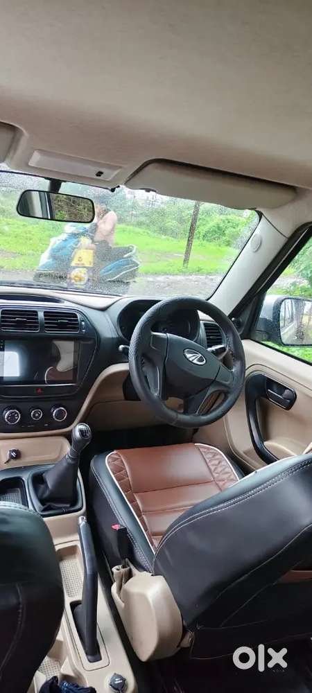 Mahindra Tuv 300 Plus 2018 Diesel Manual