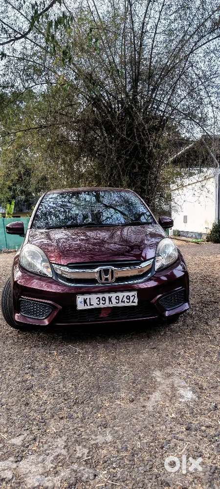 Honda Amaze 2017 Petrol Well Maintained