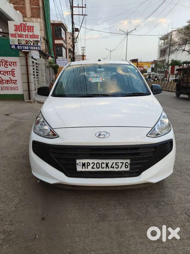 कंपनी सीट कवर अलग से है