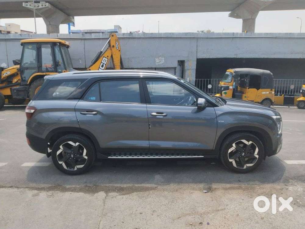 Hyundai Alcazar Signature 1.5 Petrol Dct 6str, 2023, Petrol
