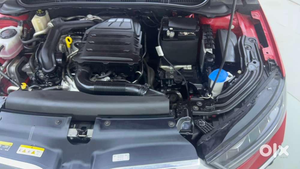 Skoda Slavia Style 1.0l Tsi Mt, 2024, Petrol