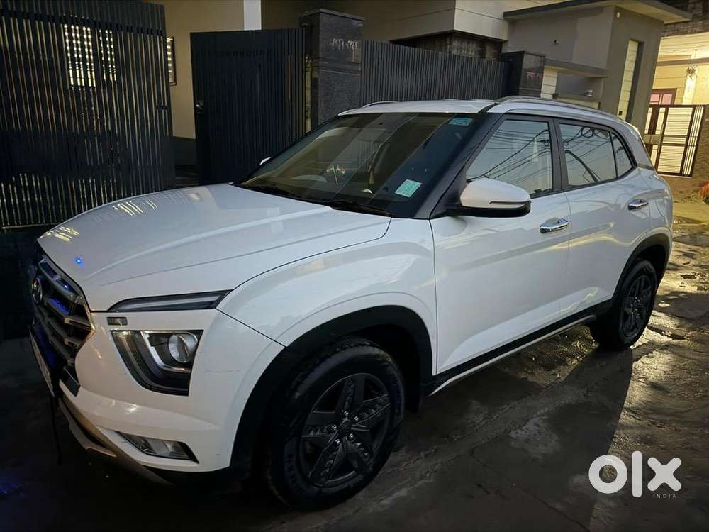 Hyundai Creta 2022 Petrol 900000 Km Driven
