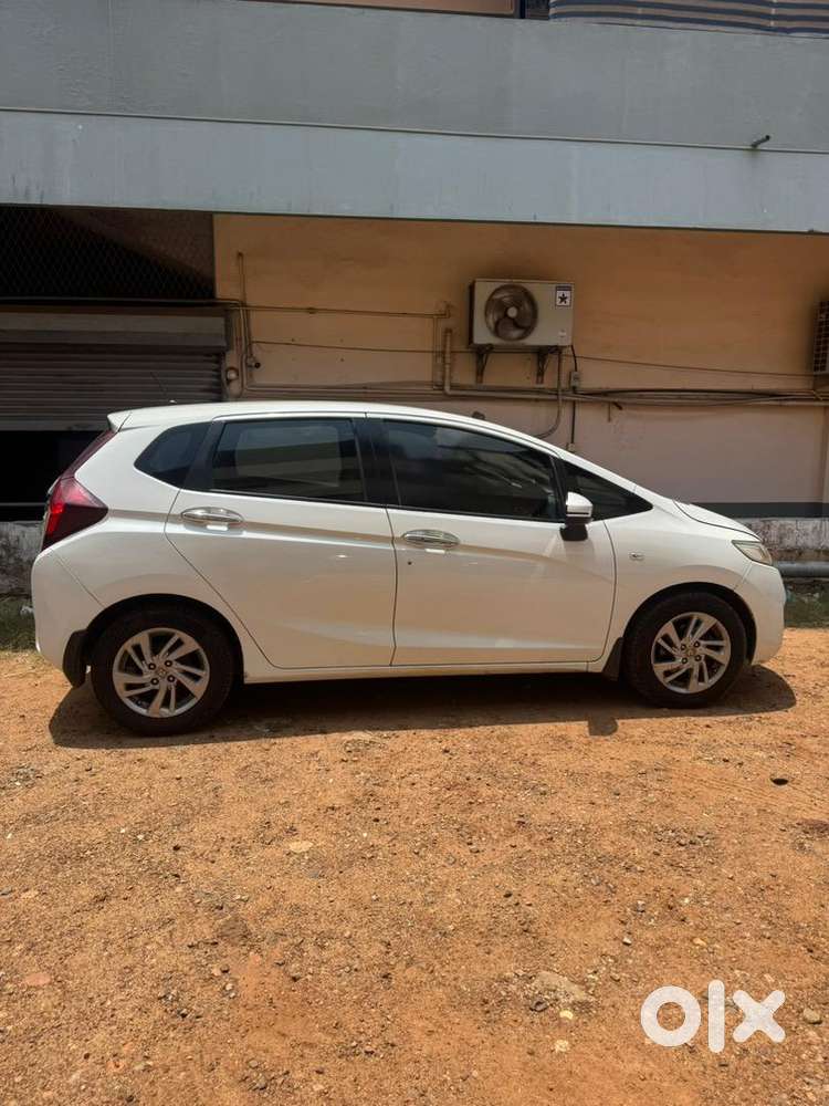 Honda Jazz 2018 Petrol Well Maintained
