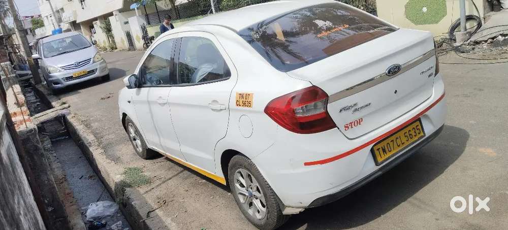 Ford Aspire Titanium Blu 2017