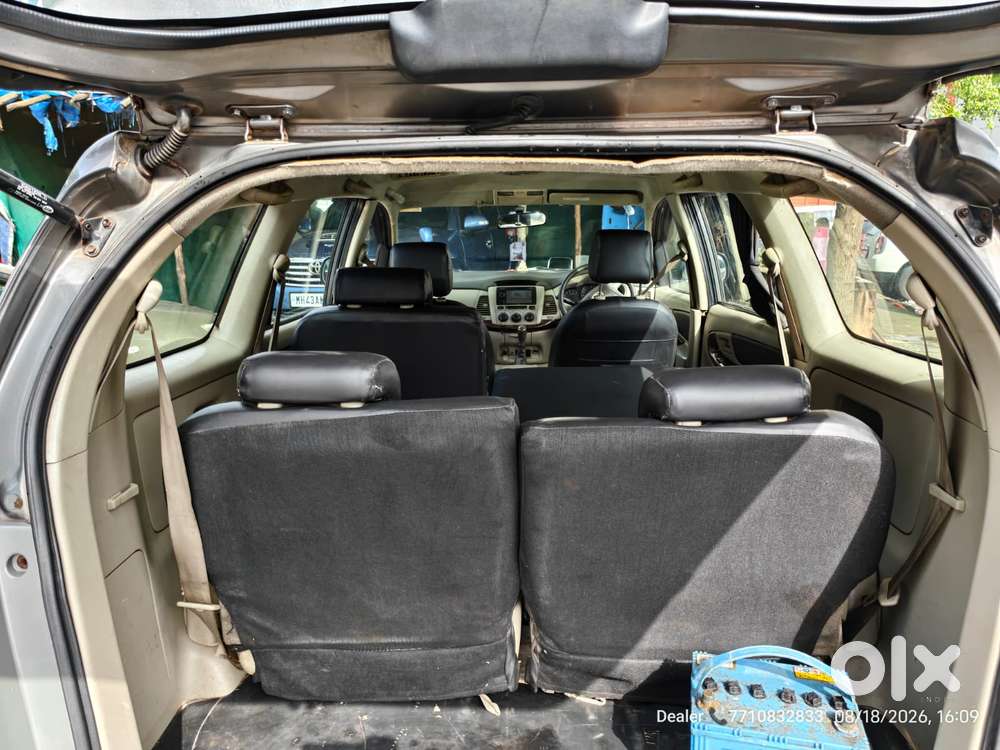 Toyota Innova 2.5 G (diesel) 8 Seater Bs Iv, 2013, Diesel