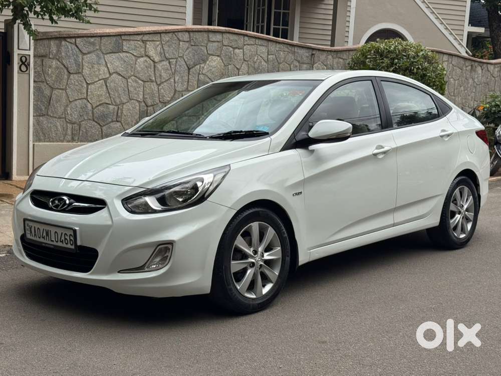 Hyundai Verna Fluidic 1.6 Crdi Sx Diesel Manual In Pristine Condition!
