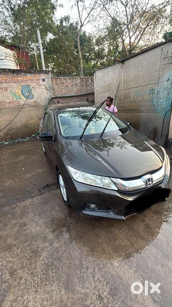 Honda City 2015 Sunroof