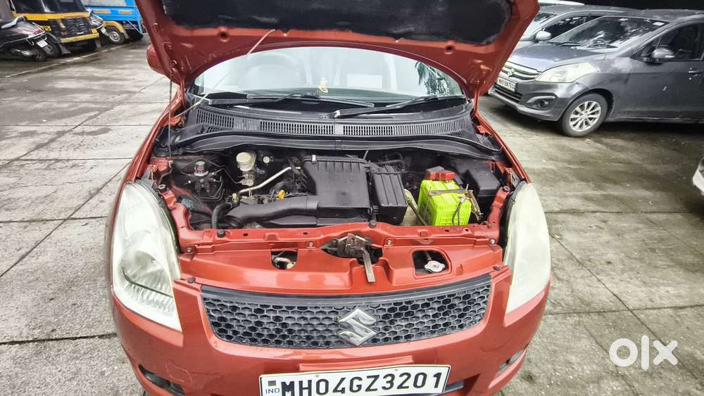 Maruti Suzuki Swift Vxi Bsiv, 2011, Petrol