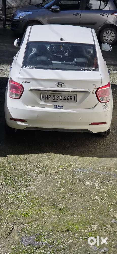 Hyundai Xcent Petrol Manual 2015 Variant