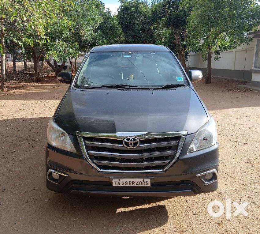 Toyota Innova 2.5 Zx 7 Str Bs-iv, 2015, Diesel
