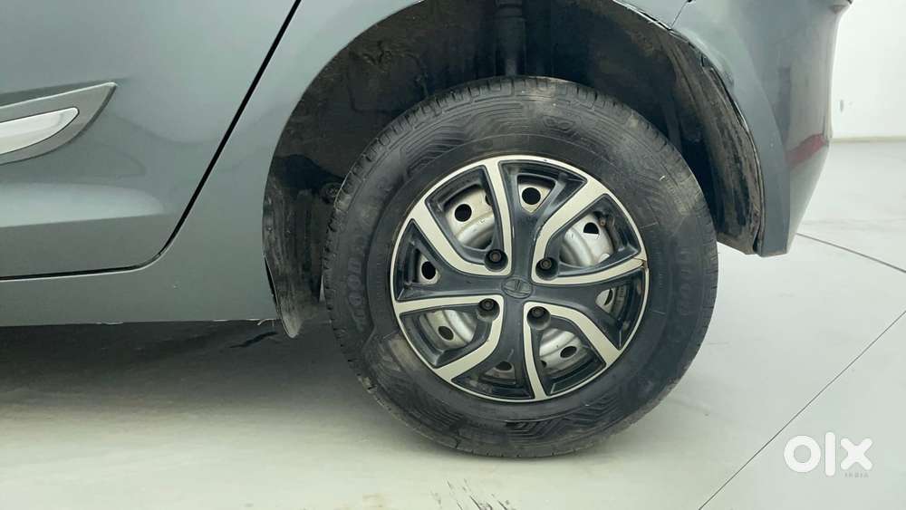Tata Altroz 1.5 Xe Plus Diesel, 2022, Diesel