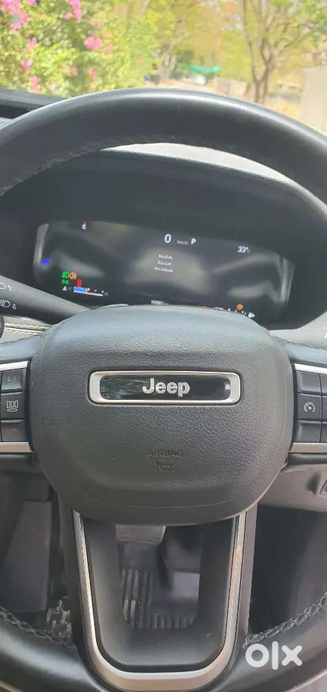 December 2024 Jeep Meredian 4x2 Limited Automatic.