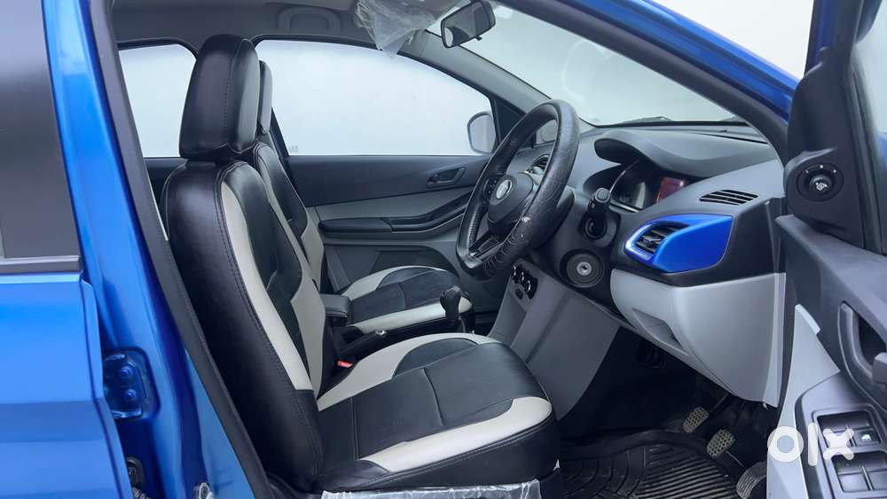 Tata Tiago 1.2 Revotron Xt Option, 2024, Petrol