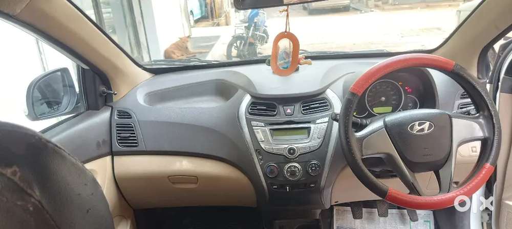 Hyundai Eon Sportz 2012