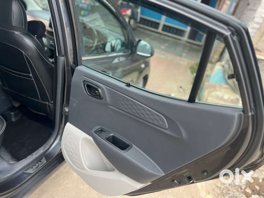 Hyundai Aura S Cng (2022) With Extended Warranty