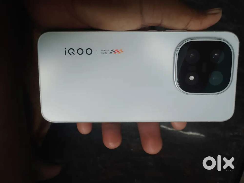 Iqoo 15 12 gb 256