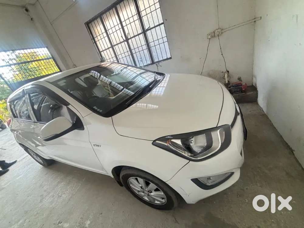 Hyundai I20 Sportz 2012