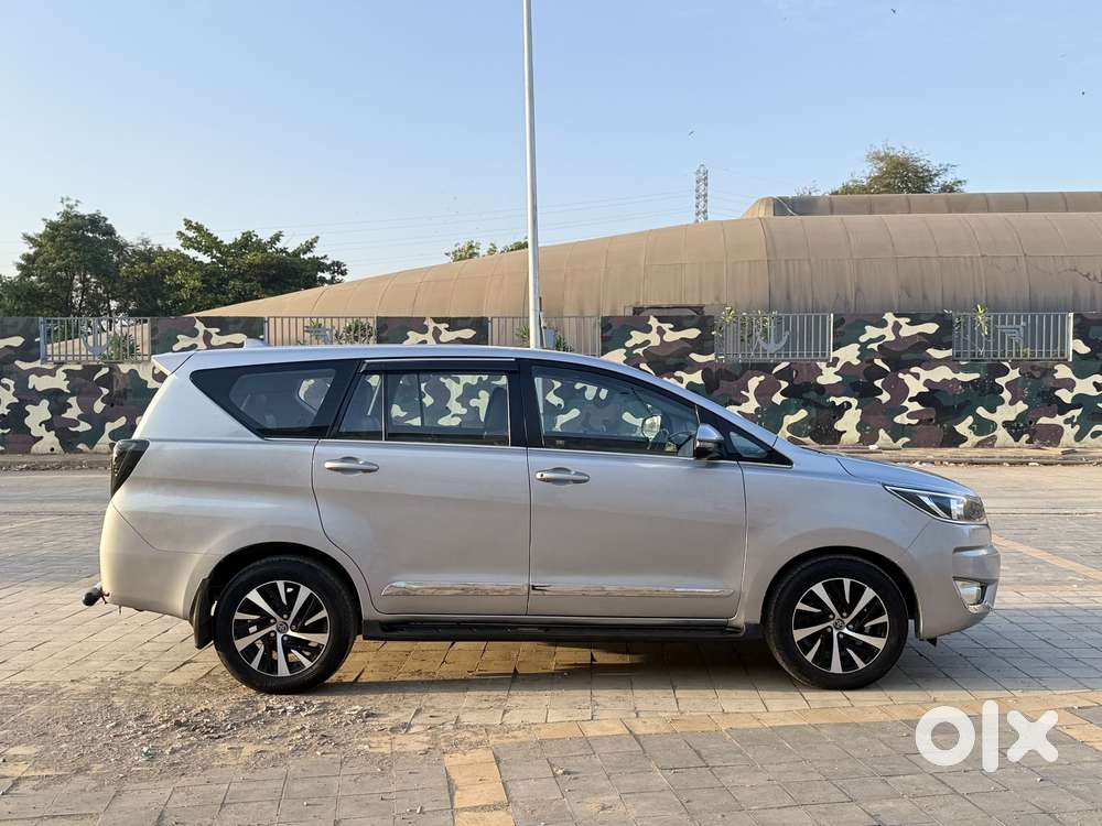 Toyota Innova Crysta 2.8 Gx At 8s, 2019, Diesel