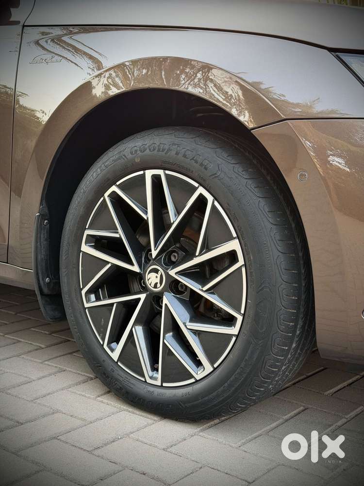Skoda Octavia 1.8 Tsi At L K, 2022, Petrol