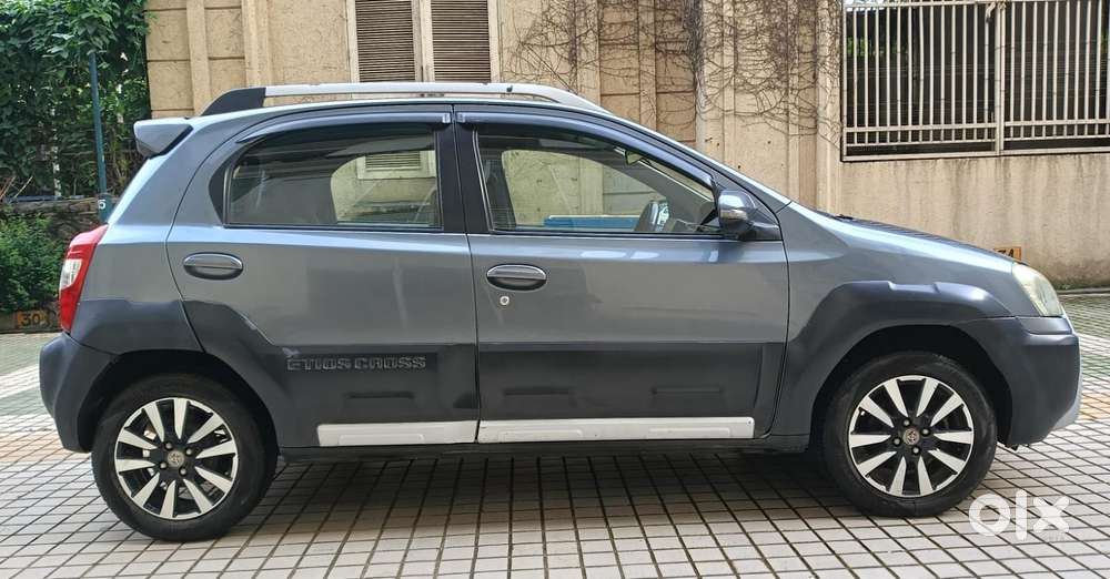 Toyota Etios Cross 1.2l G, 2014, Petrol