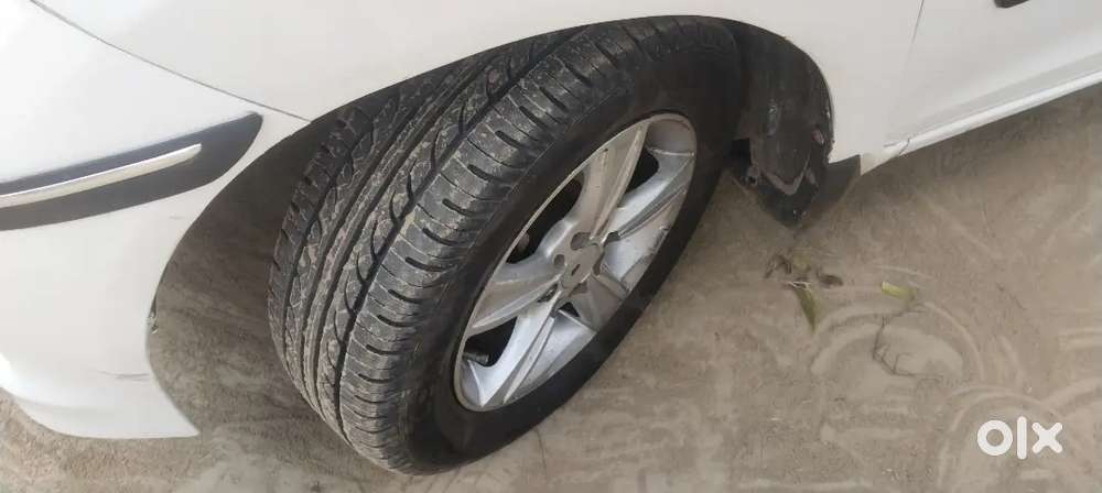 Honda Amaze 1.5 E 2013