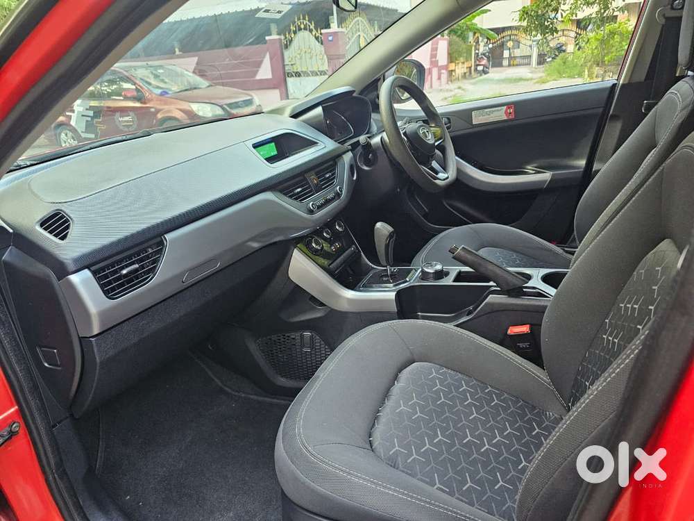 Tata Nexon 1.2 Revotron Xma Amt (s), 2022, Petrol