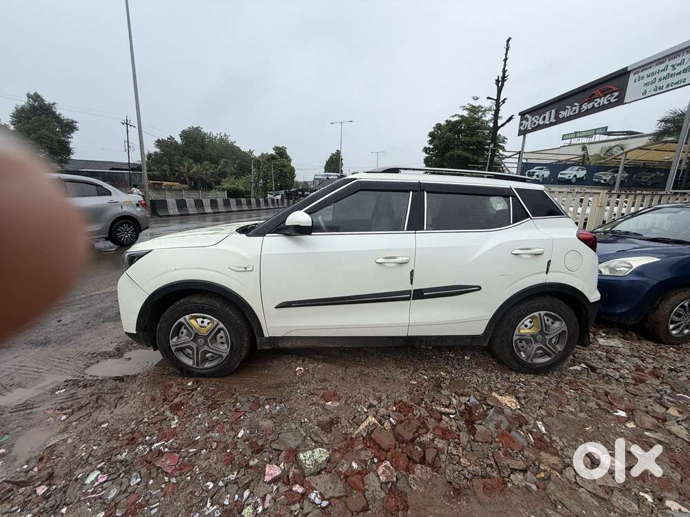 Mahindra Xuv300 W4, 2020, Cng & Hybrids