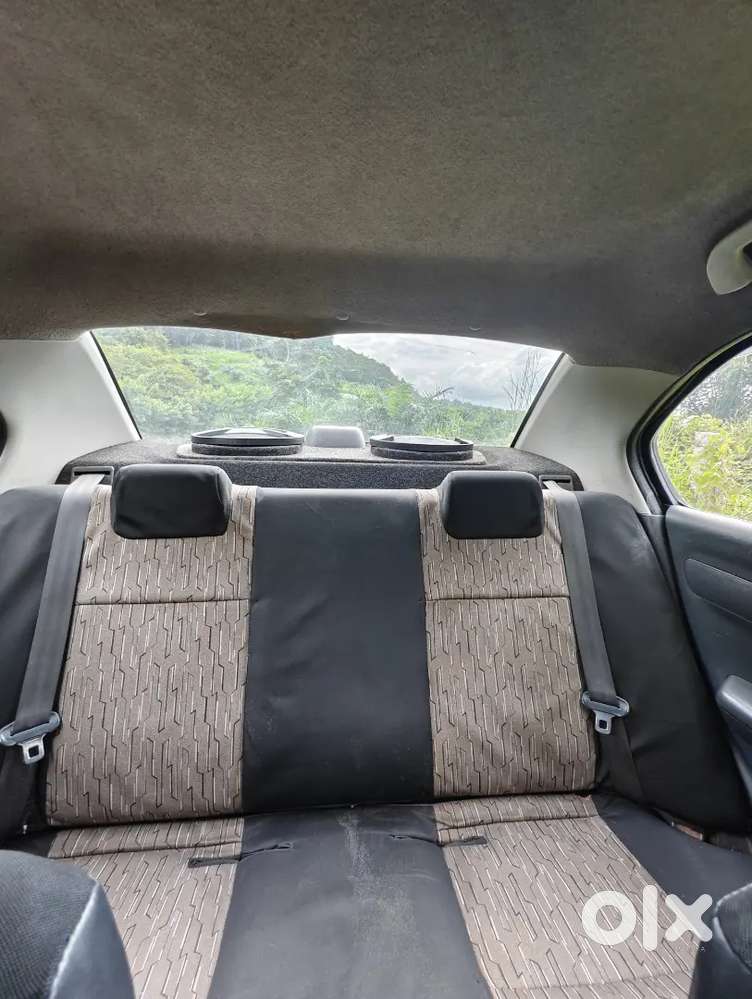 Swift Dzire Lxi 20111