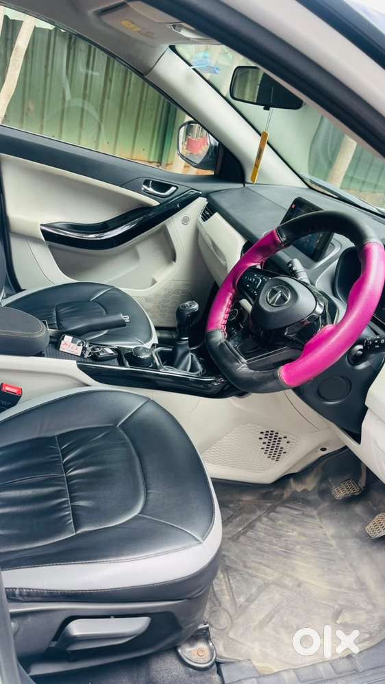 Tata Nexon, 2021, Petrol