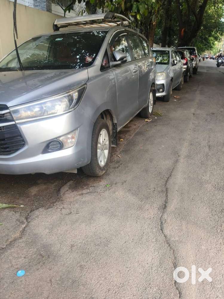 Toyota Innova Crysta 2017 Diesel 410042 Km Driven