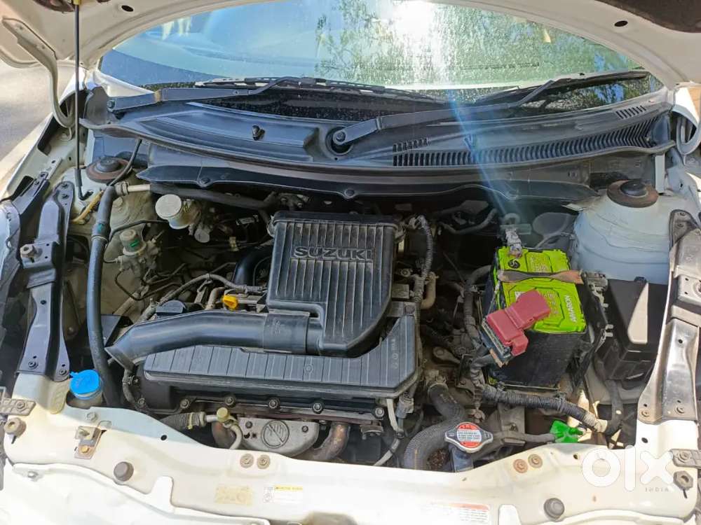 Maruti Suzuki Swift Dzire 2015 Petrol Well Maintained