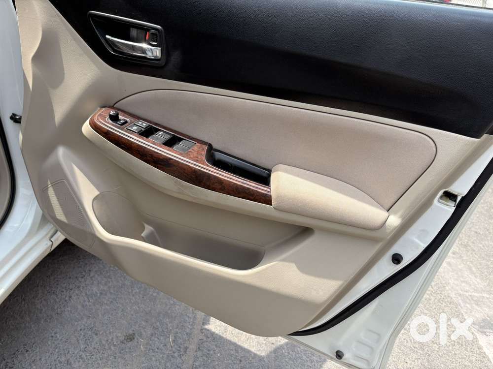 Maruti Suzuki Swift Dzire Zxi + Amt, 2019, Petrol