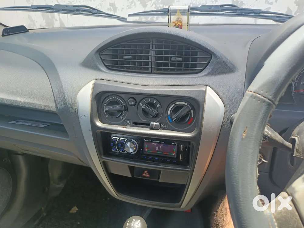 White Alto Good Condition With 60% Tyre New Battery