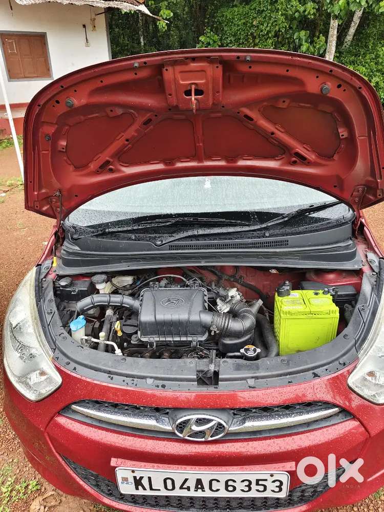 Hyundai I10 2012 Petrol 70000 Km Driven