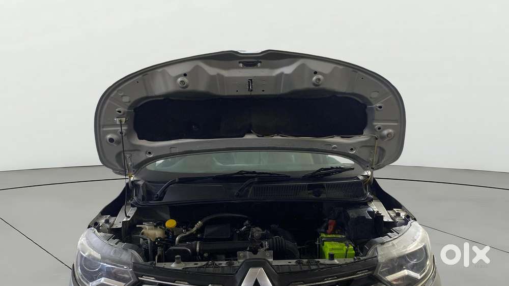 Renault Triber Rxz, 2021, Petrol