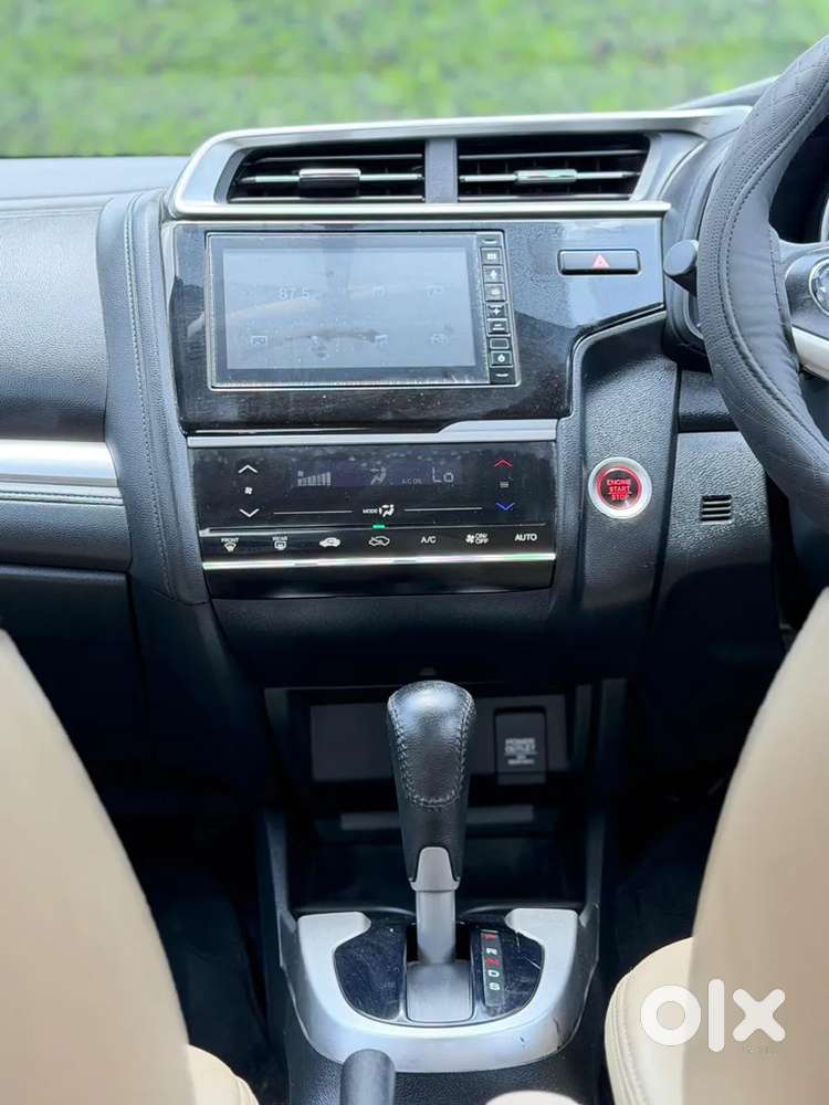 Honda Jazz 1.2 Zx Cvt I-vtec, 2022, Petrol