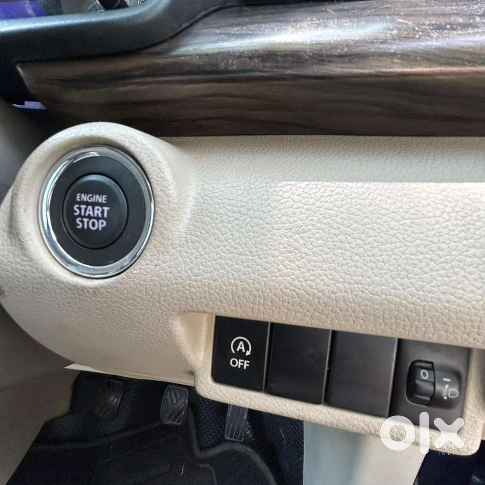 Ertiga Smart Hybrid Zxi