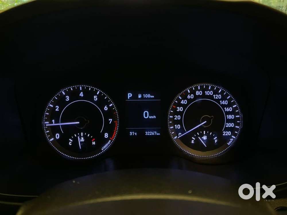 Hyundai Venue, 2020, Petrol