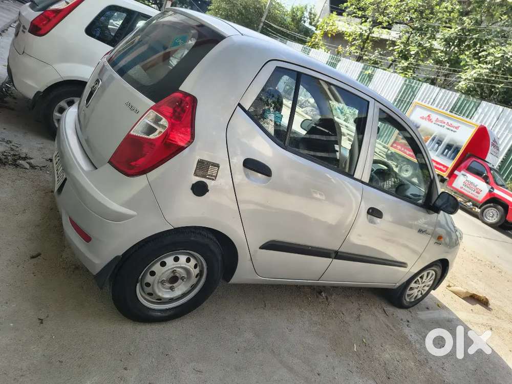 Very Less Driven Hyundai I10 Lpg 2014 Model