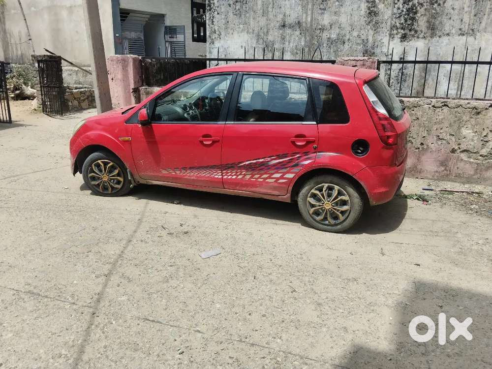 Ford Figo 2010 Petrol 94000 Km Driven