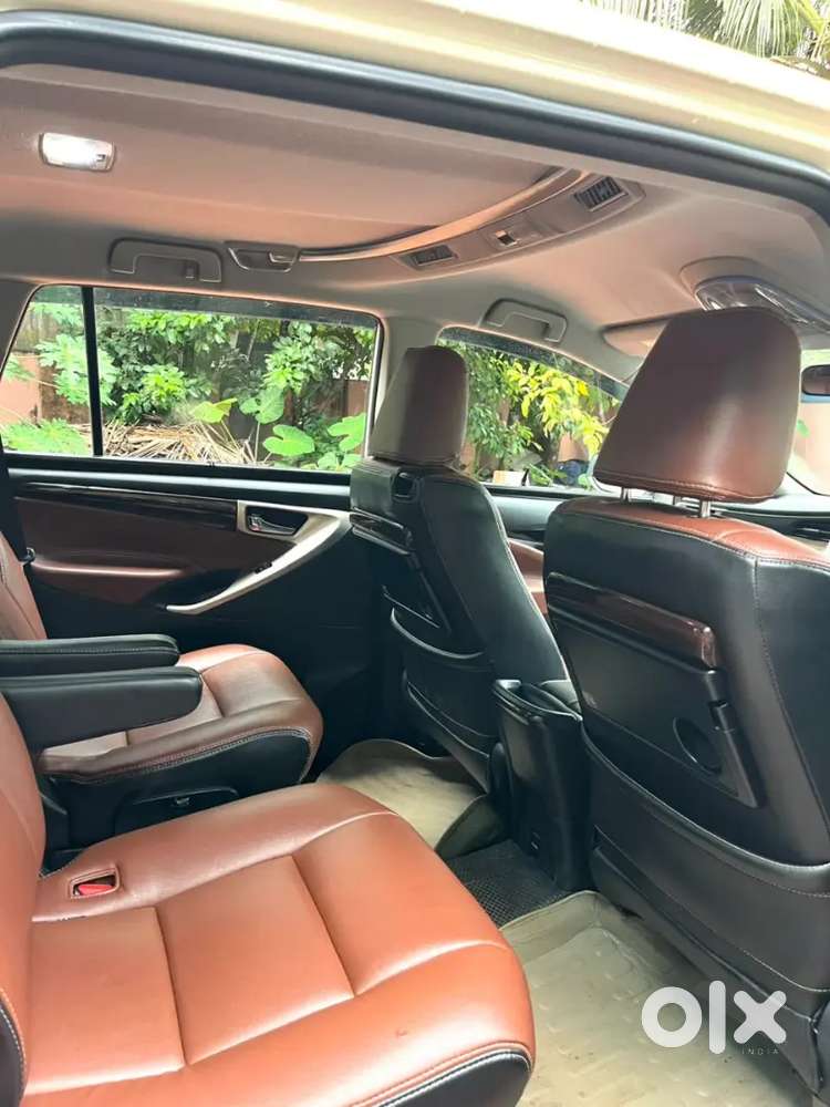 Crysta Z Automatic, Orginal Kerala,well Maintained, Company Service