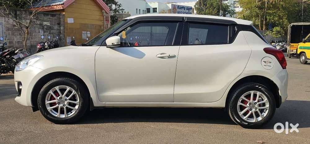 Maruti Suzuki Swift 1.3 Zxi, 2021, Petrol