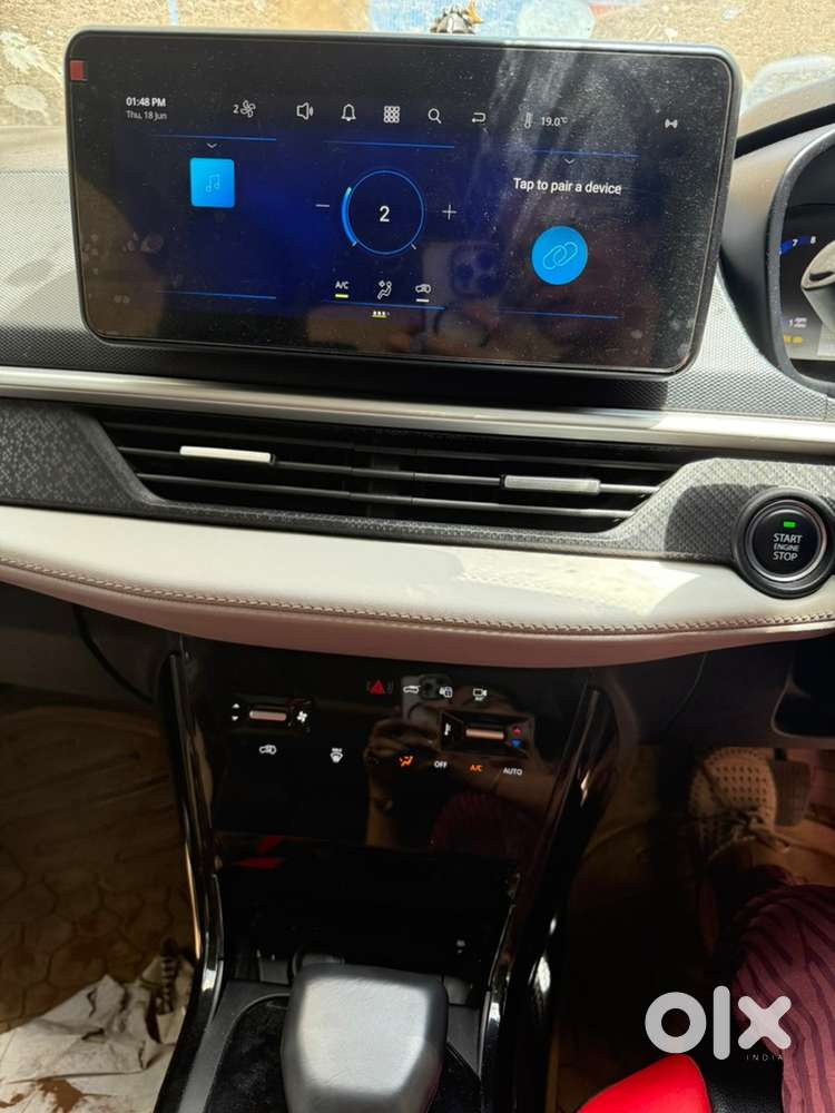 Tata Nexon Petrol 2023 With Sunroof
