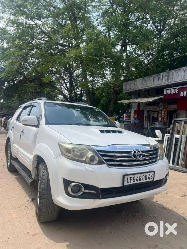 Toyota Fortuner 2012 Diesel Manual
