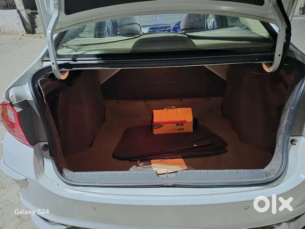 Honda City 1.5 V 5th Gen I-vtec Mt, 2019, Petrol